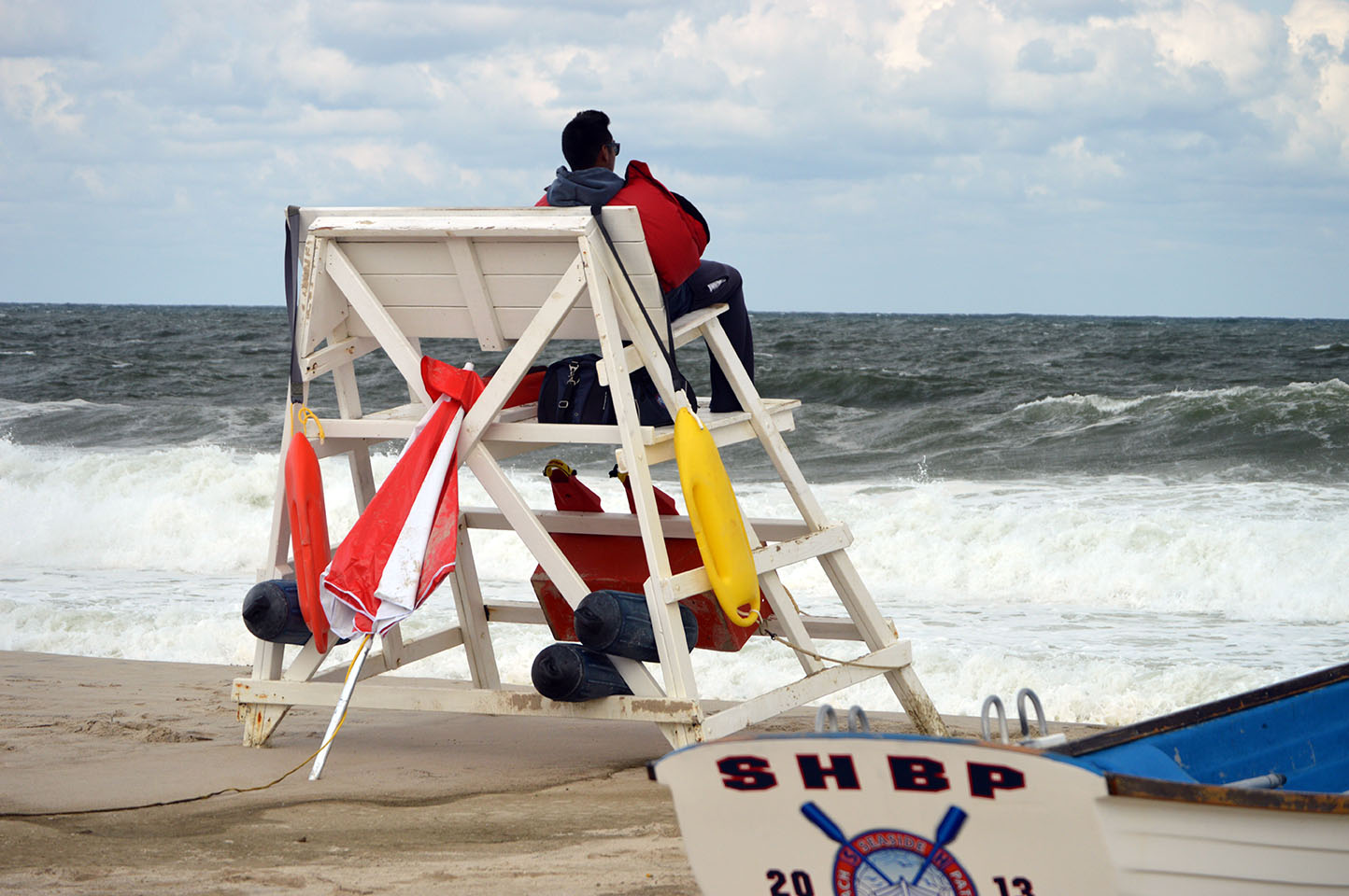 Rough surf closes beaches in Seaside Heights, N.J., Aug. 28, 2017. (Photo: Daniel Nee)
