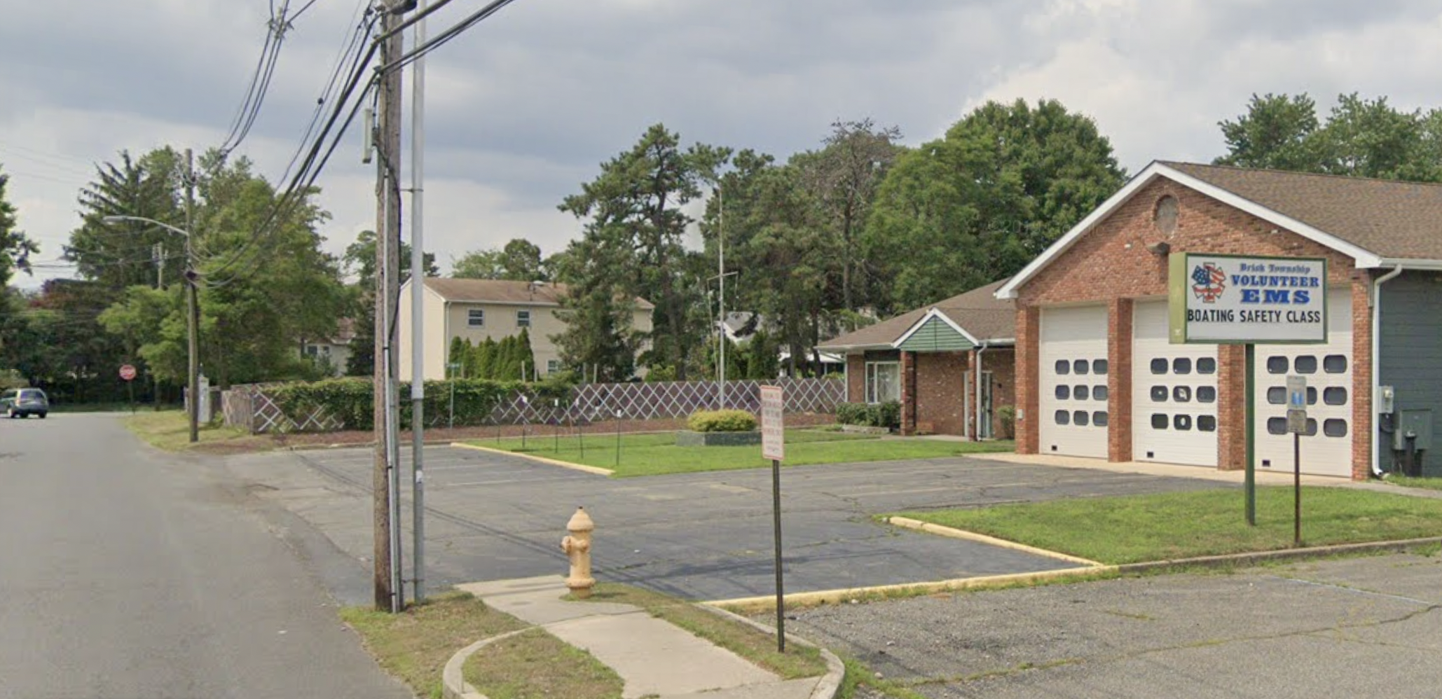 The former Brick Volunteer EMS building on Aurora Place. (Credit: Google Maps)