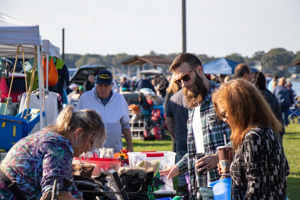 The Windward Beach Craft & Vendor Fair. (Credit: Twp. of Brick)