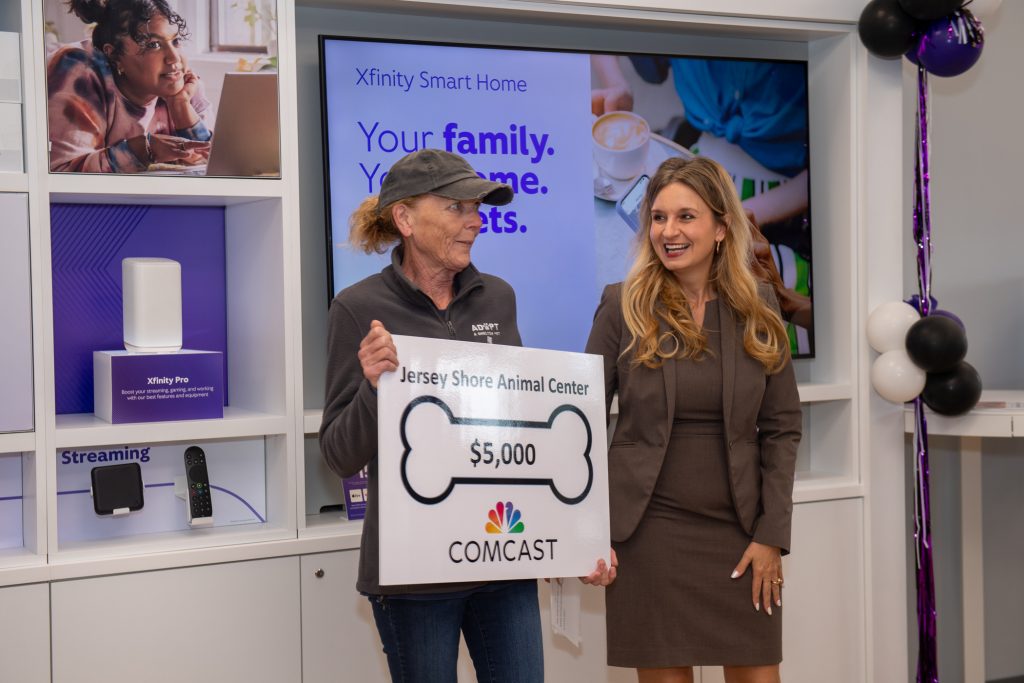 The opening of the "Xfinity Store" in Brick Plaza, Sept. 2025. (Photo: Comcast)