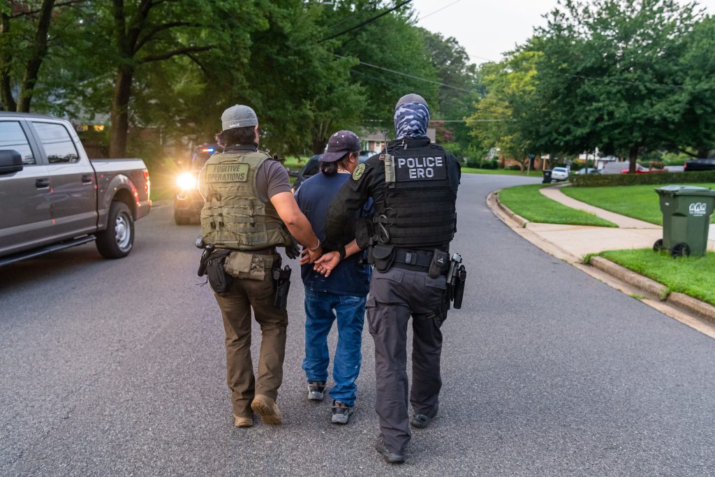 An ICE removal team conducts an arrest. (Photo: ICE/DHS)