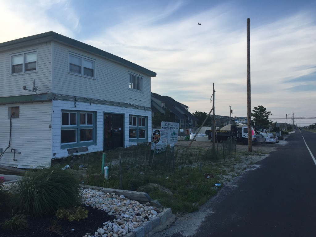 Mia's Pizza, Ortley Beach (Photo: Daniel Nee)