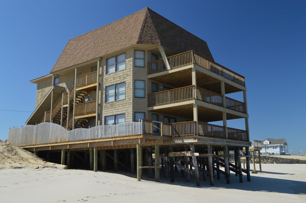 The Golden Gull condominium building in Ortley Beach, NJ. (Photo: Daniel Nee)