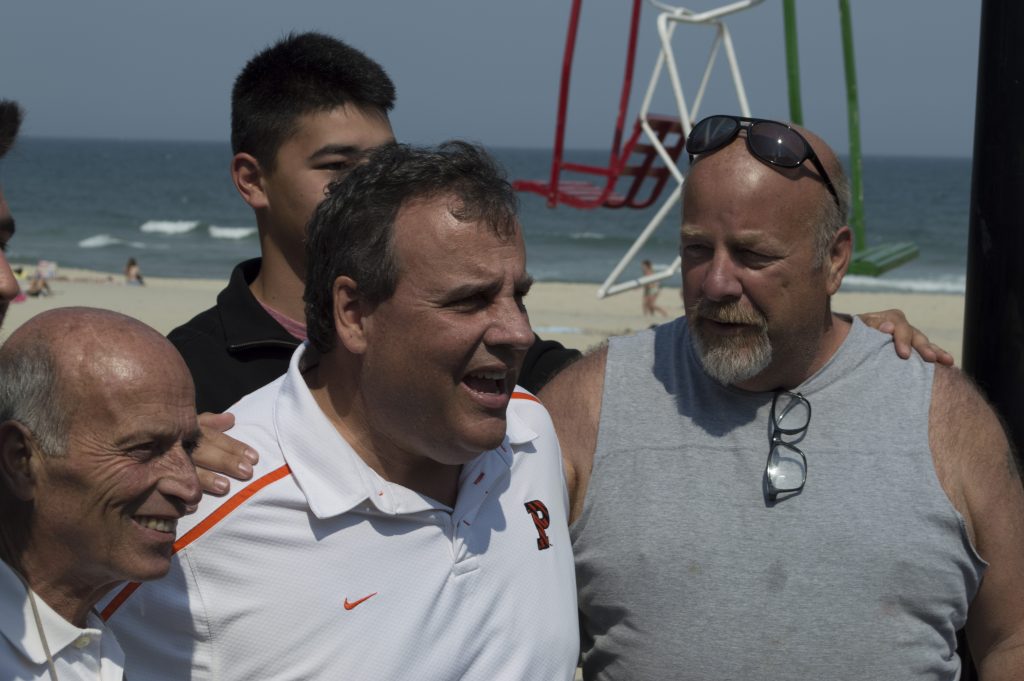 Gov. Chris Christie and Seaside Heights Mayor Anthony Vaz. (Photo: Daniel Nee)