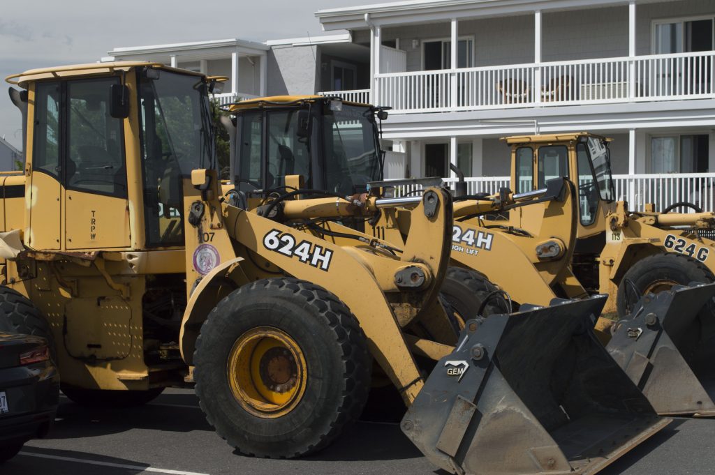 Bulldozers at Third Avenue in Ortley Beach, ready for Hurricane Hermine, Sept. 2, 2016. (Photo: Daniel Nee)