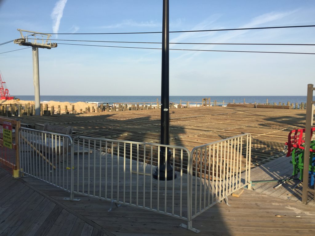 Construction on the Casino Pier expansion during the first week of November 2016. (Photo: Daniel Nee)