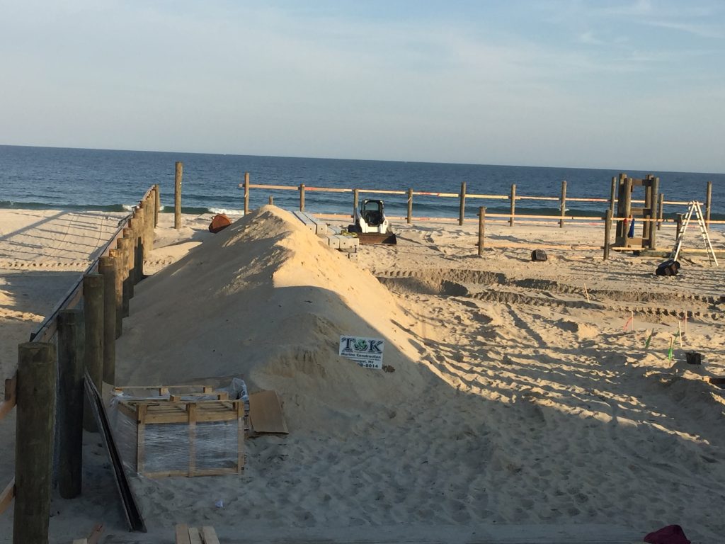 Construction on the Casino Pier expansion during the first week of November 2016. (Photo: Daniel Nee)