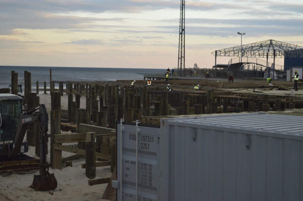 Construction on Casino Pier, Dec. 1, 2016. (Photo: Daniel Nee)