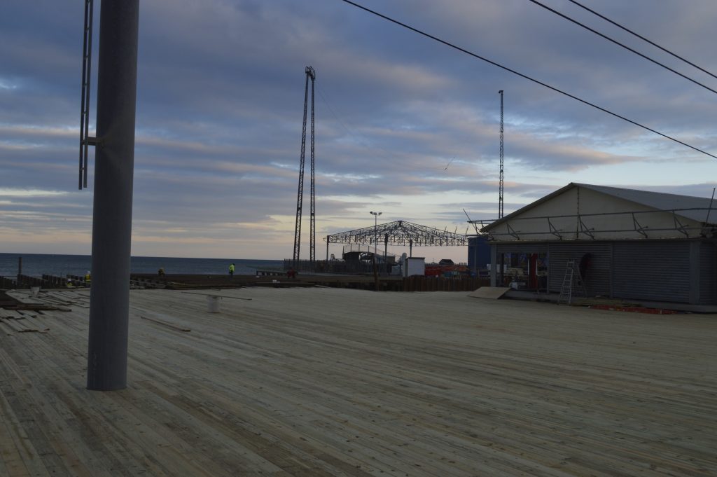 Construction on Casino Pier, Dec. 1, 2016. (Photo: Daniel Nee)
