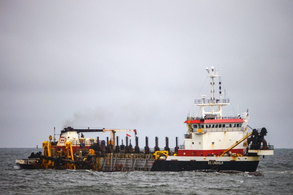 The B.E. Lindholm dredge boat off Ortley Beach, N.J., May 29, 2017. (Photo: Daniel Nee)
