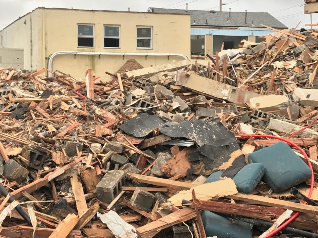 Demolition ongoing at the former Travel Inn site in Seaside Heights. (Photo: Daniel Nee)