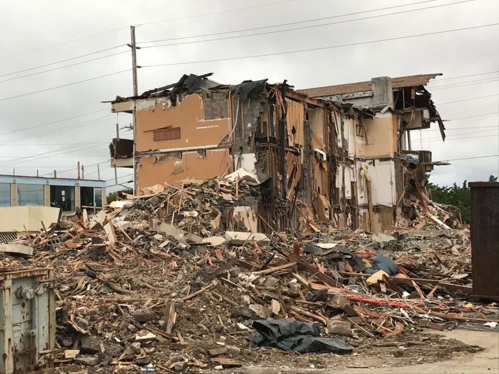 Demolition ongoing at the former Travel Inn site in Seaside Heights. (Photo: Daniel Nee)
