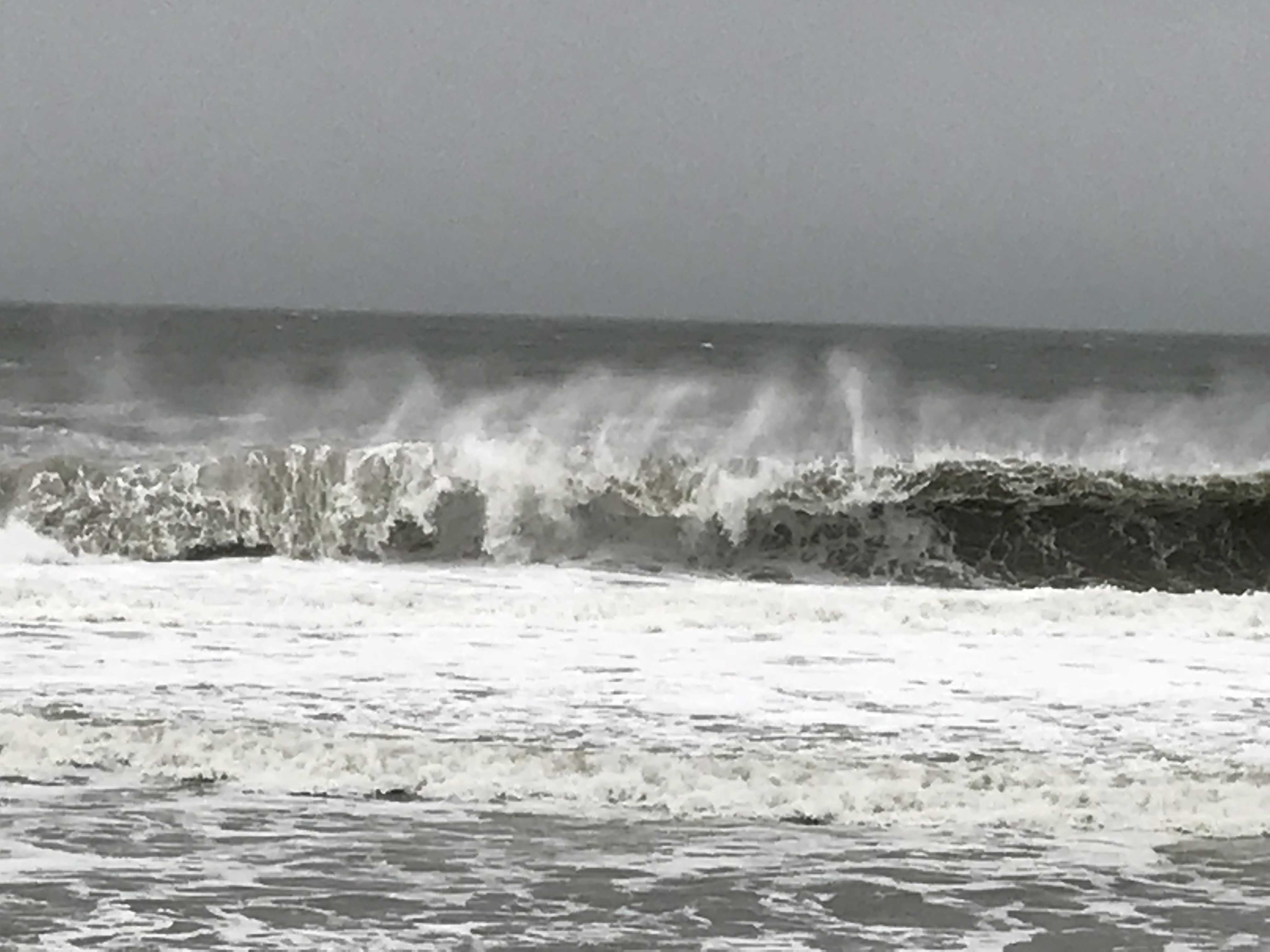 Powerful waves lash Ortley Beach during the March 7, 2018 Nor'Easter. (Photo: Daniel Nee)