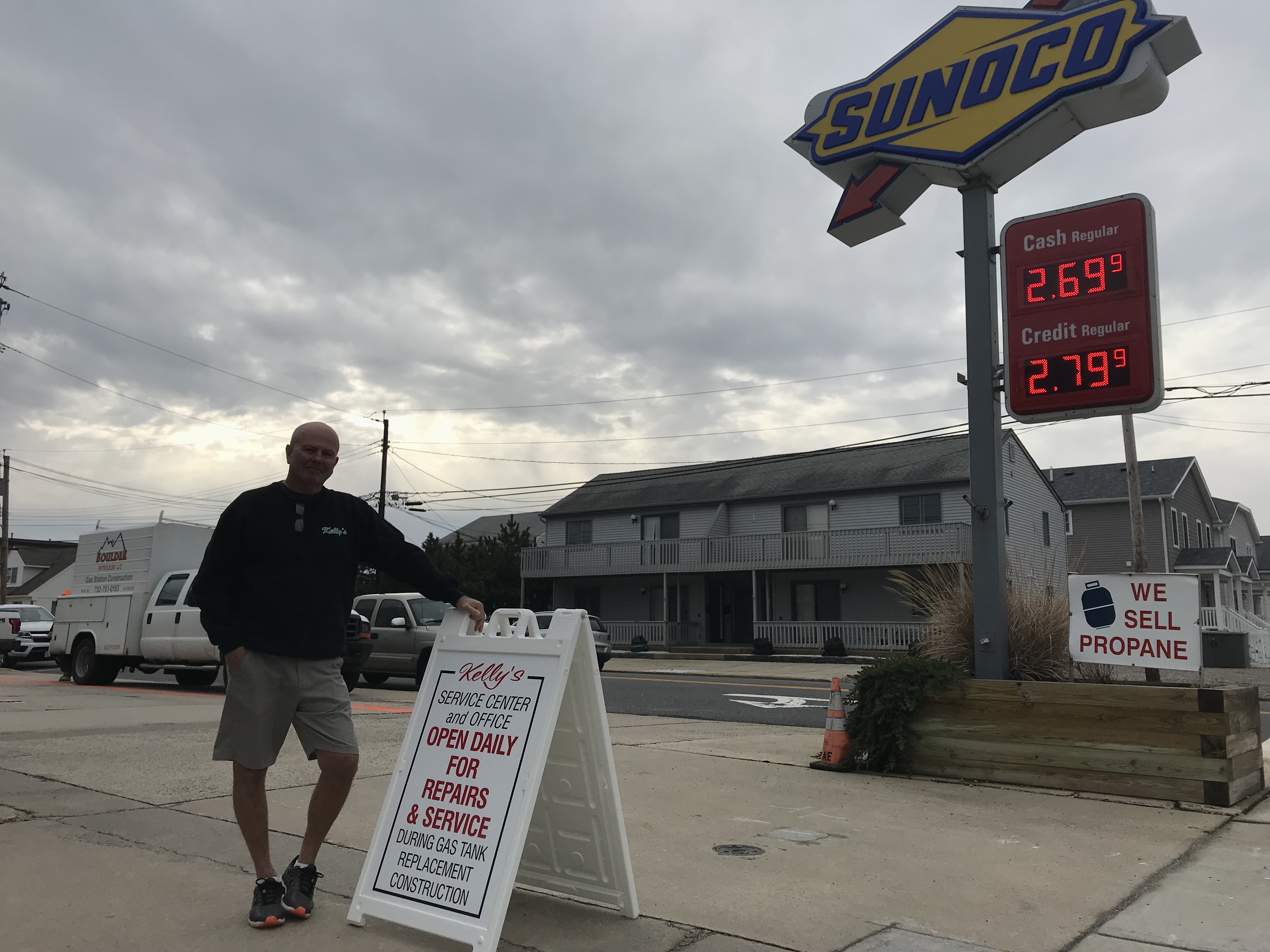 Paul Kelly in front of Kelly's Sea-Bay Sunoco station. (Photo: Daniel Nee)