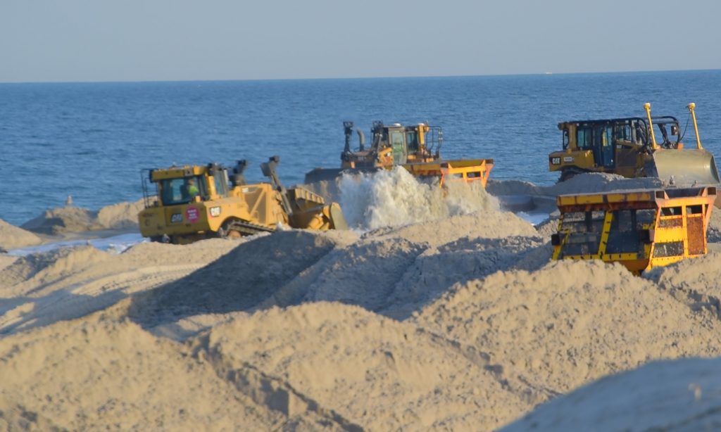 Beach replenishment work in Lavallette, April 4, 2019. (Photo: Daniel Nee)
