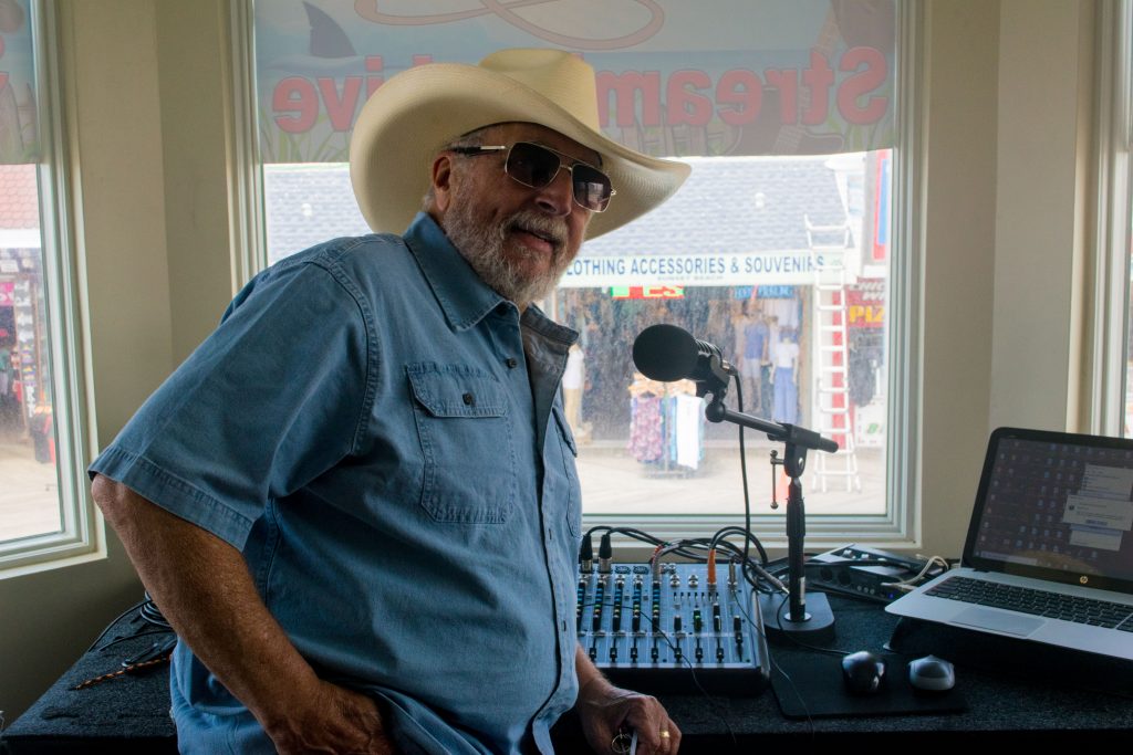 "Kaptain Jack" Aponte kicks off summer at Jersey Shore Country in Seaside Heights, May 2019. (Photo: Daniel Nee)