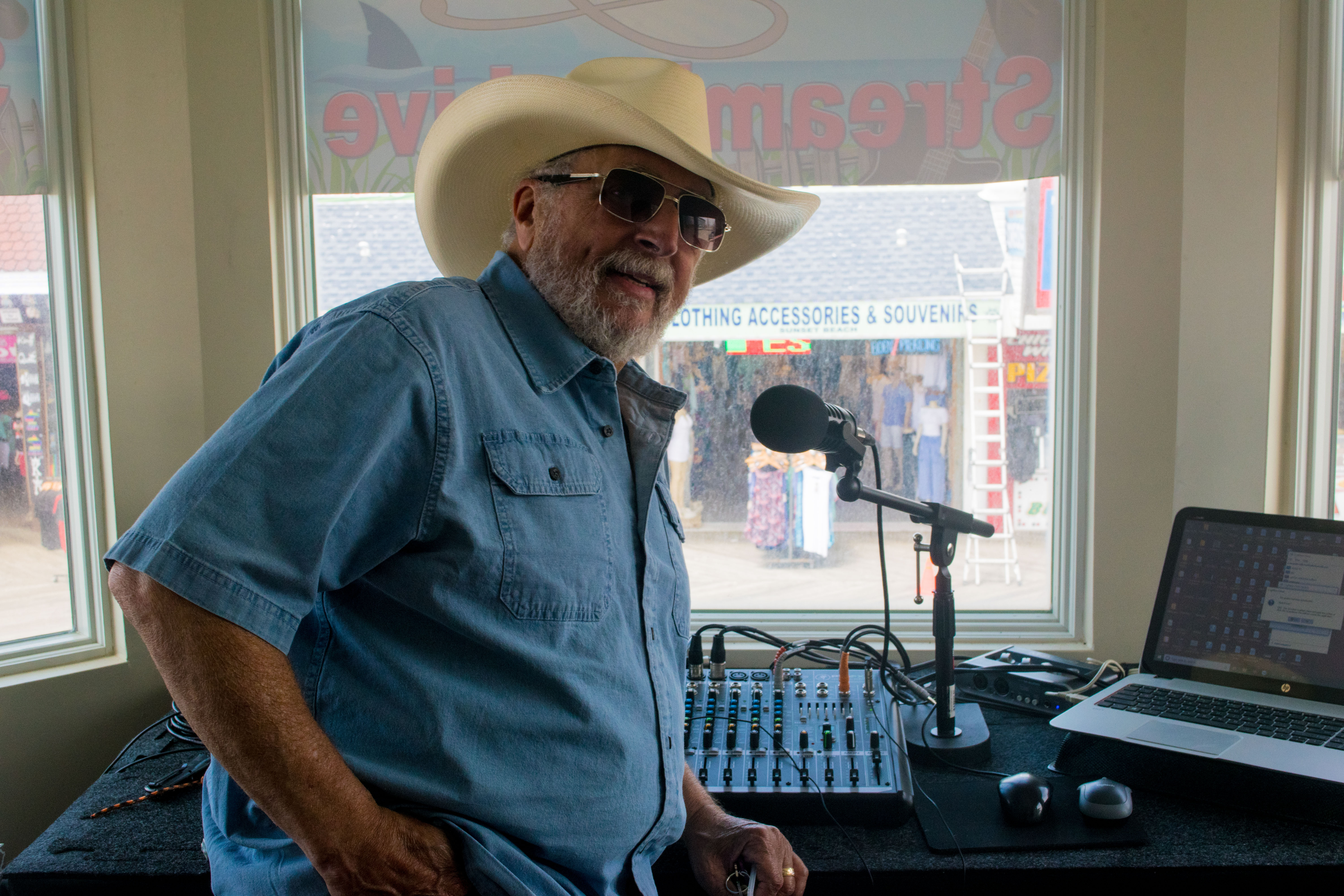 "Kaptain Jack" Aponte kicks off summer at Jersey Shore Country in Seaside Heights, May 2019. (Photo: Daniel Nee)