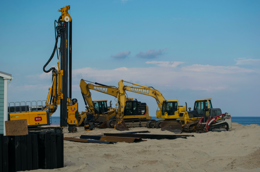 Construction on a sea wall along the Point Pleasant Beach boardwalk. (Photo: Daniel Nee)