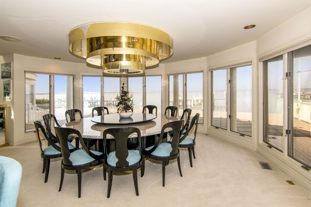 Actor Joe Pesci's Lavallette home, currently listed for sale. (Photo Credit: TopTenRealEstateDeals.com)