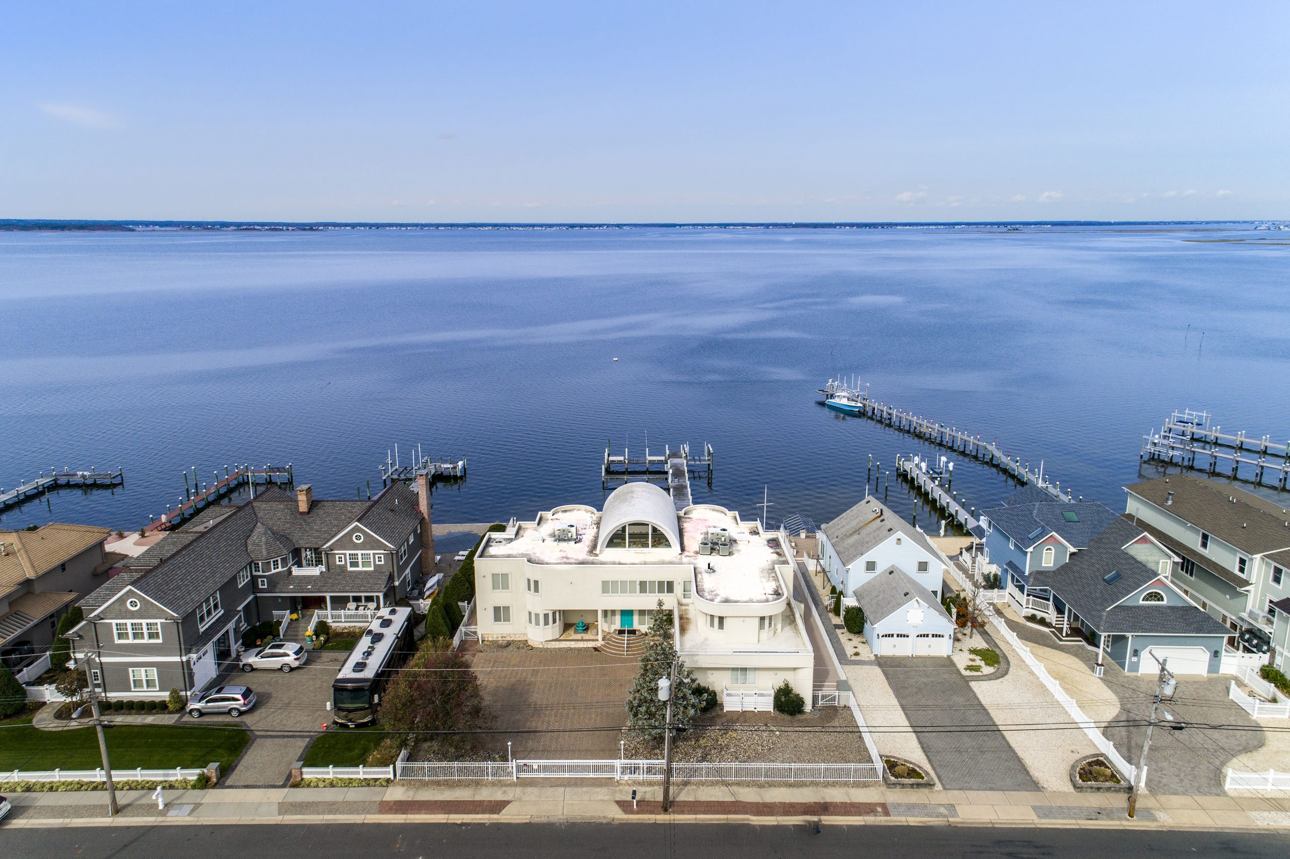 Actor Joe Pesci's Lavallette home, currently listed for sale. (Photo Credit: TopTenRealEstateDeals.com)