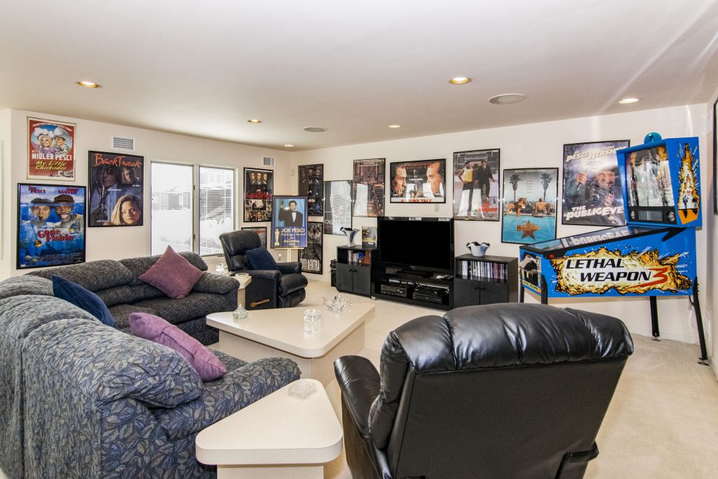 Actor Joe Pesci's Lavallette home, currently listed for sale. (Photo Credit: TopTenRealEstateDeals.com)