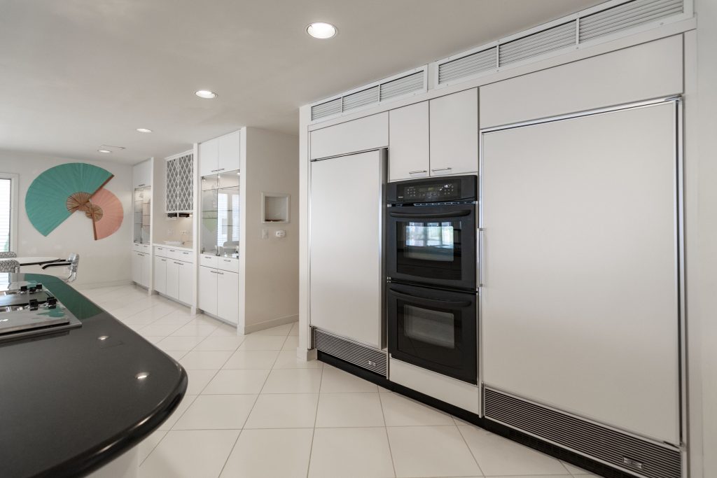 Actor Joe Pesci's Lavallette home, currently listed for sale. (Photo Credit: TopTenRealEstateDeals.com)