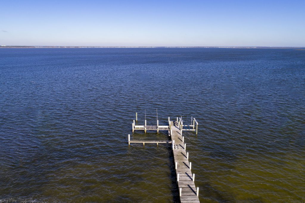 Actor Joe Pesci's Lavallette home, currently listed for sale. (Photo Credit: TopTenRealEstateDeals.com)
