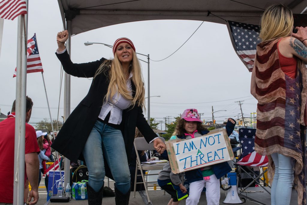 A 'Reopen NJ' rally is held in Point Pleasant Beach, May 25, 2020. (Photo: Daniel Nee)