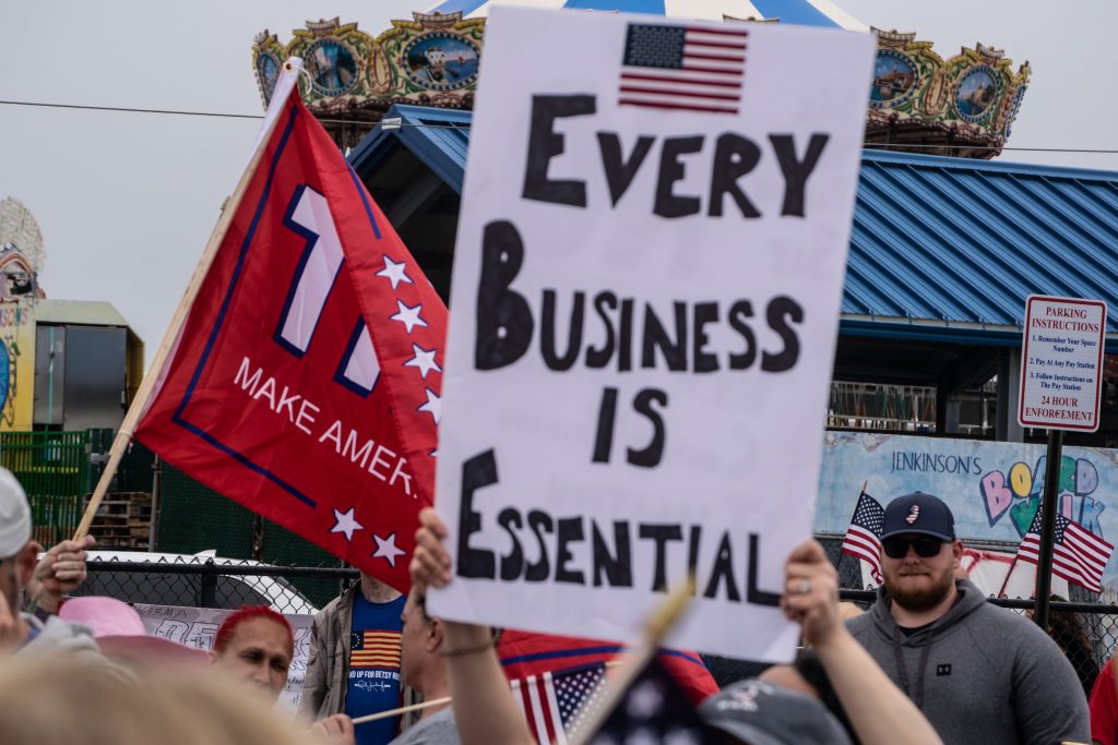 A 'Reopen NJ' rally is held in Point Pleasant Beach, May 25, 2020. (Photo: Daniel Nee)