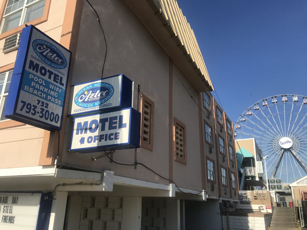 Motels in Seaside Heights, June 2020. (Photo: Daniel Nee)