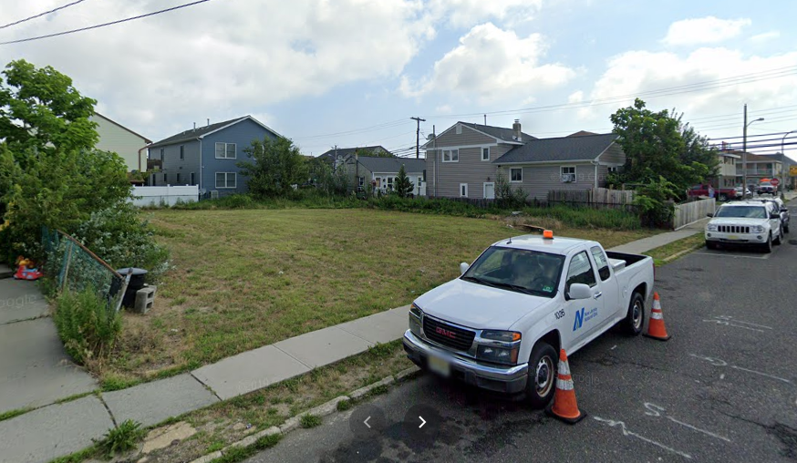 208 Sheridan Avenue (Credit: Google Maps)