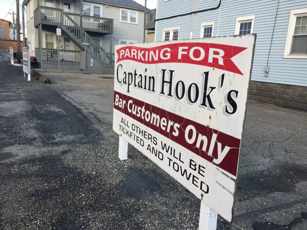 Captain Hook's Bar, Seaside Heights, N.J., Dec. 2020. (Photo: Daniel Nee)