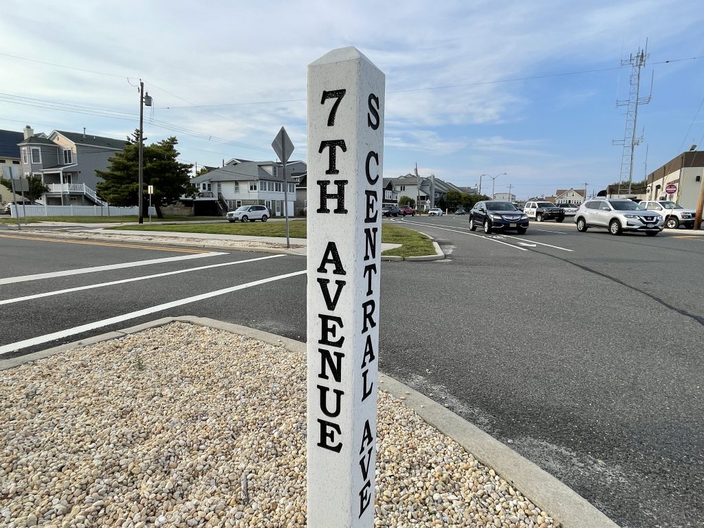 Vehicles travel on S. Central Avenue near the police station in Seaside Park, N.J. (Photo: Daniel Nee)