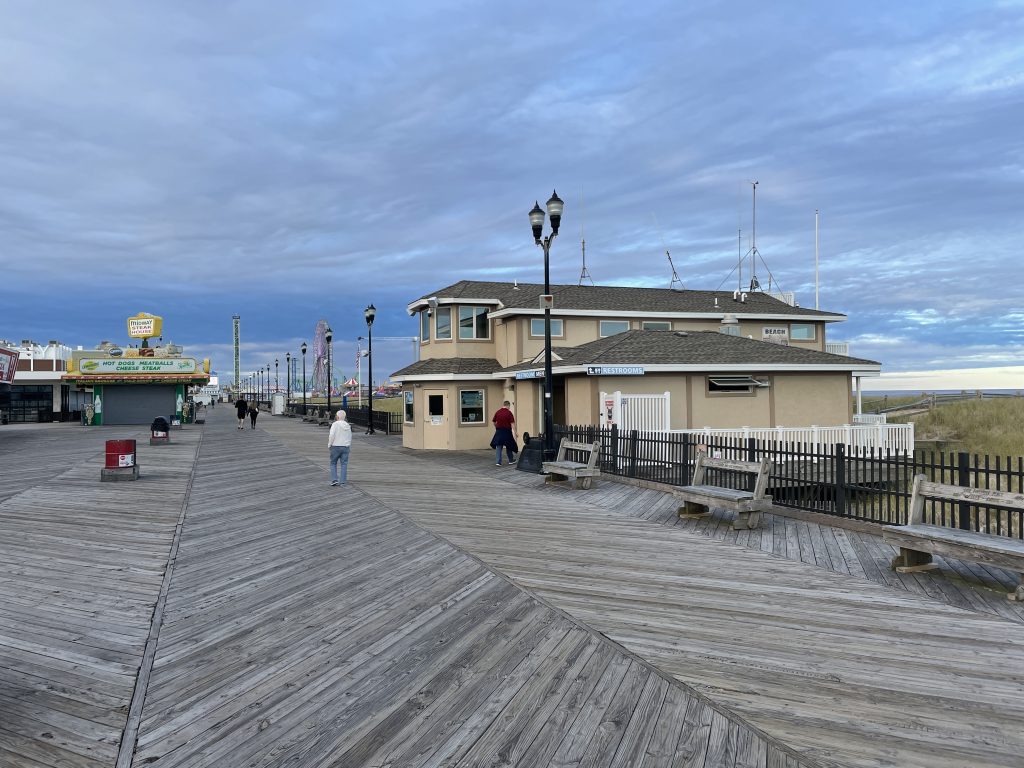 The Seaside Heights lifeguard headquarters building, Oct. 2021. (Photo: Daniel Nee)