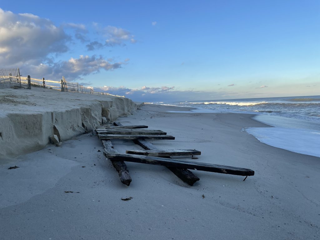 Erosion and damage in Ortley Beach following the Oct. 2021 nor'easters. (Photo: Daniel Nee)