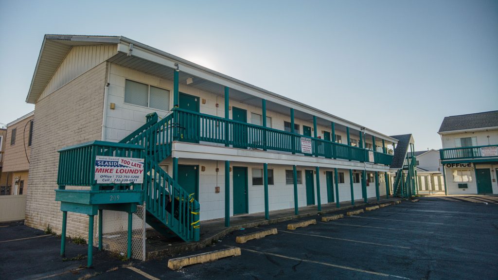Aquarius Motel, Seaside Heights, N.J., Nov. 2021. (Photo: Daniel Nee)