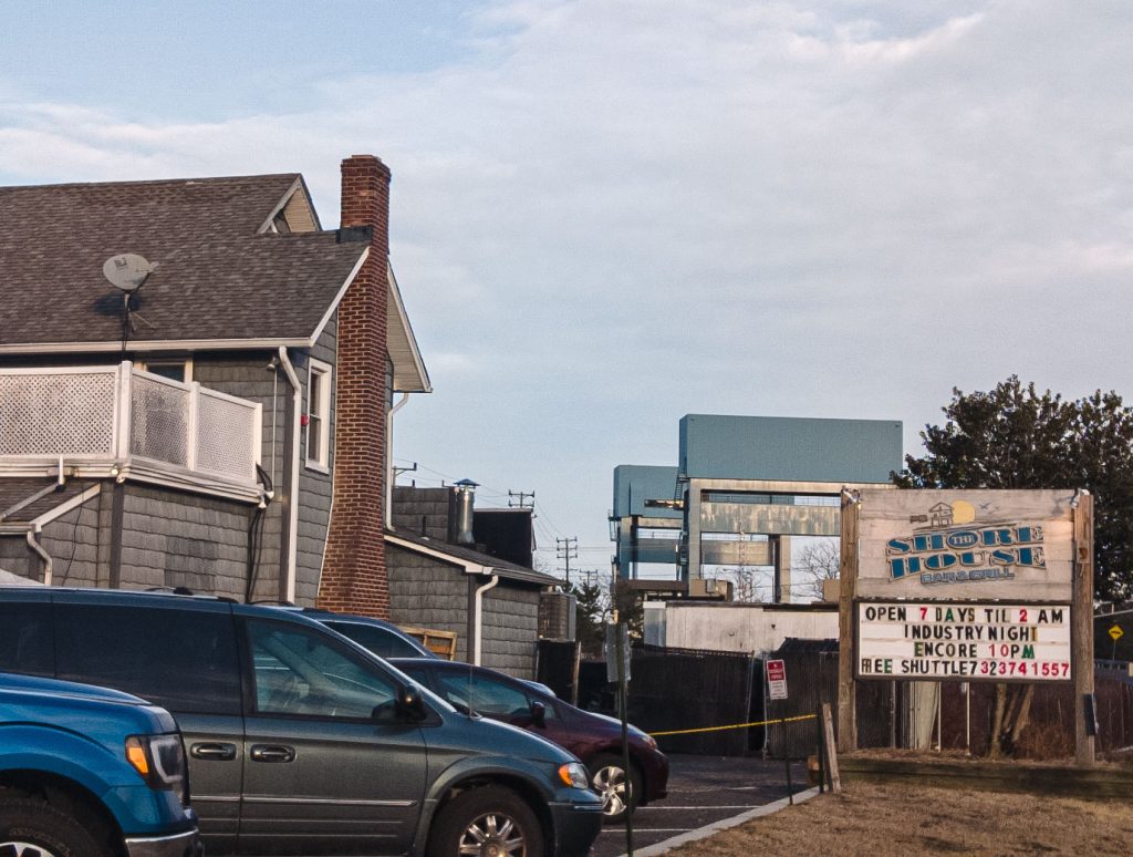Shore House Bar & Grill (Photo: Daniel Nee)