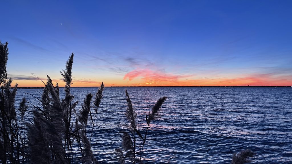 Sunset on Barnegat Bay, Jan. 4, 2022. (Photo: Daniel Nee)