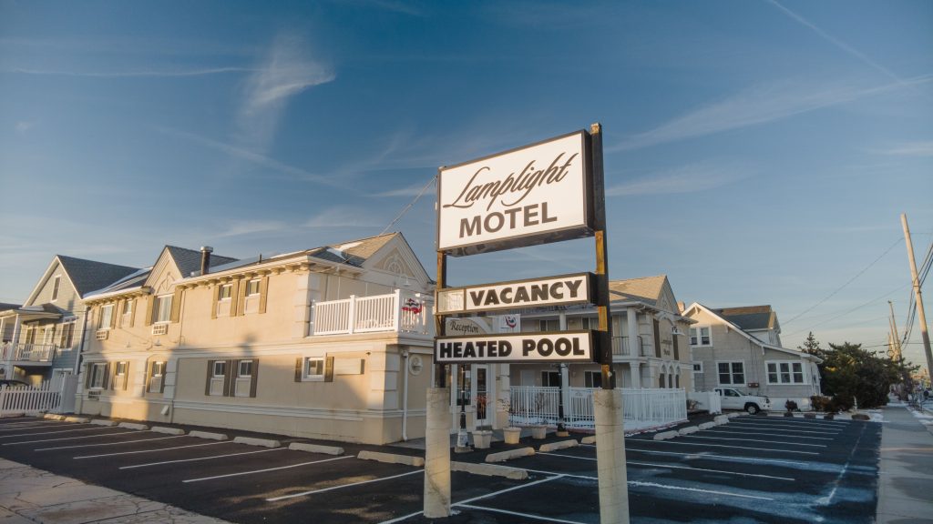 The Lamplight Motel, Lavallette, N.J., Jan. 2022. (Photo: Daniel Nee)