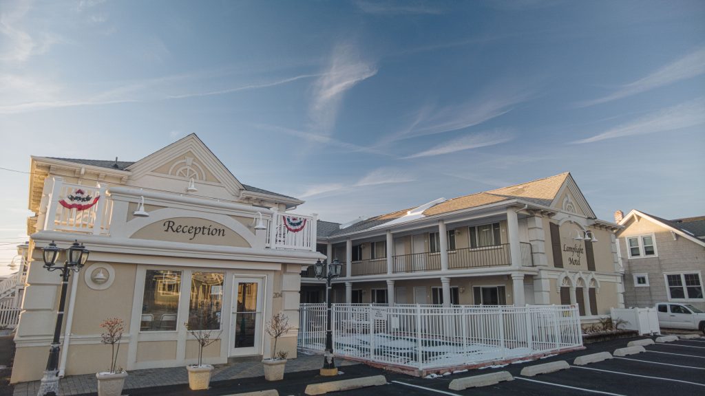 The Lamplight Motel, Lavallette, N.J., Jan. 2022. (Photo: Daniel Nee)