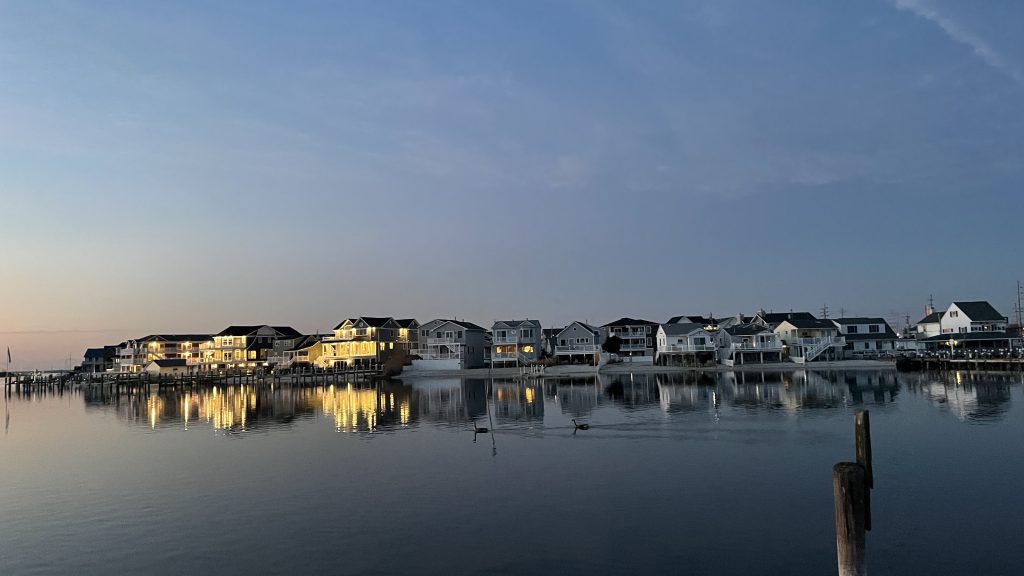 A glowing sunset with signs of spring, Feb. 26, 2022, in Seaside Park, N.J. (Photo: Daniel Nee)