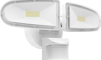 An LED floodlight. (Credit: Wayfair)