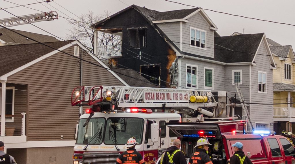 The aftermath of a fire at Bay Boulevard and First Avenue in Ortley Beach, April 5, 2022. (Photo: Daniel Nee)