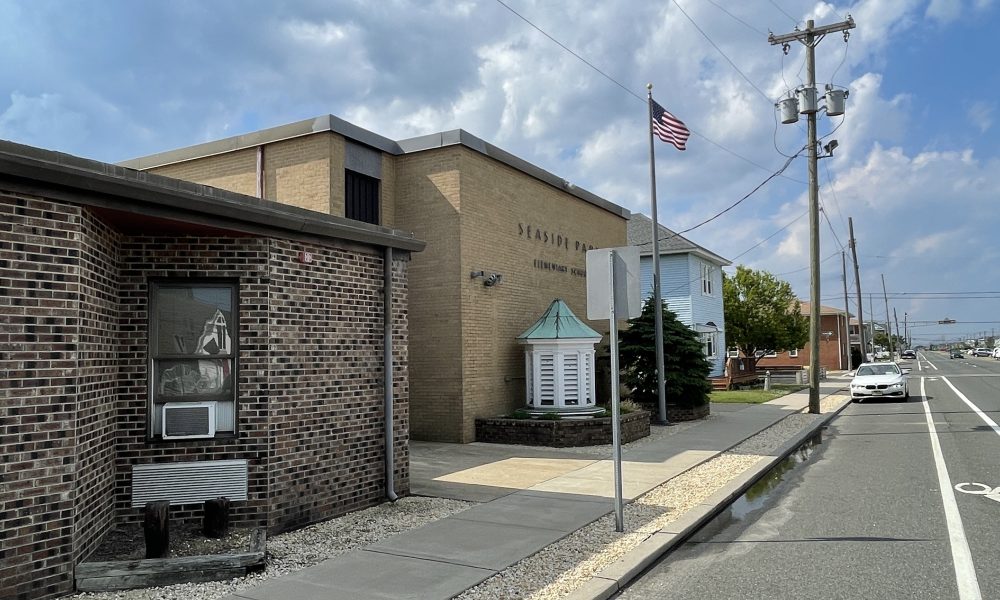 Seaside Park Elementary School, June 2022. (Photo: Daniel Nee)