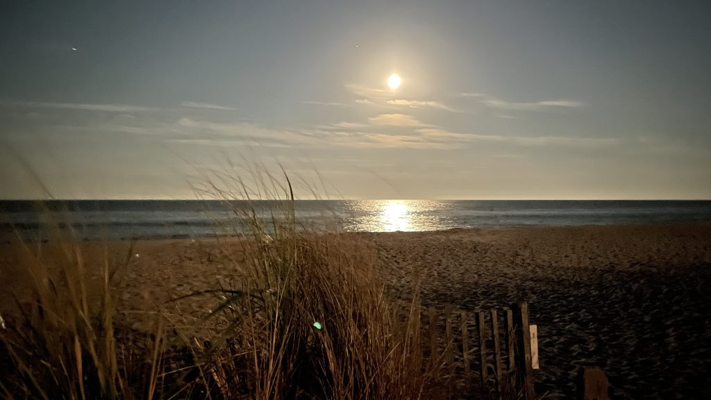 The 'Supermoon' rises over the ocean in Normandy Beach, N.J., Aug. 11, 2022. (Photo: Daniel Nee)