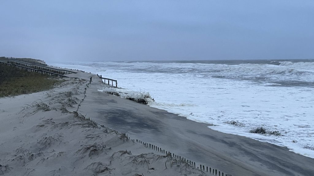 Damage and erosion in Ortley Beach, N.J., Oct. 4, 2022. (Photo: Daniel Nee)