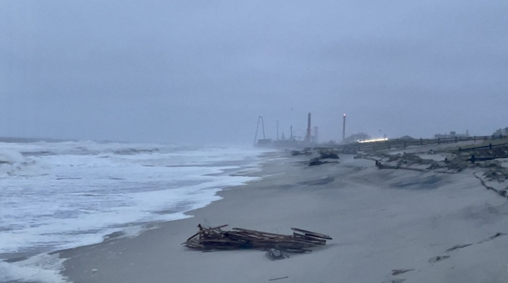 Damage and erosion in Ortley Beach, N.J., Oct. 4, 2022. (Photo: Daniel Nee)