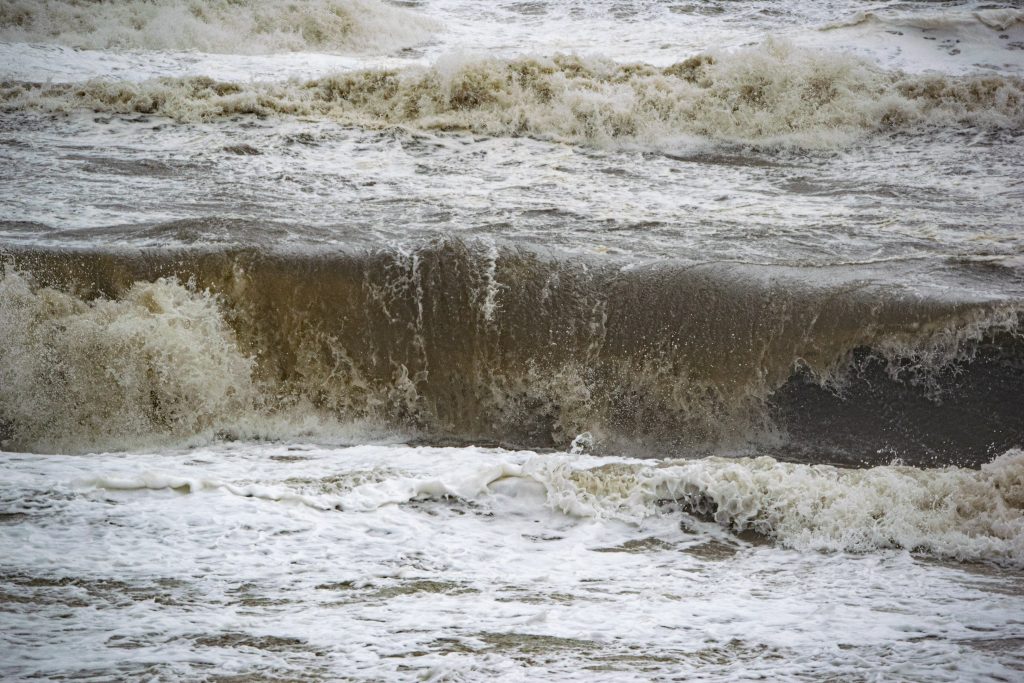 Intense waves pound beaches in Ocean County, N.J., Oct. 3, 2022. (Photo: Daniel Nee)