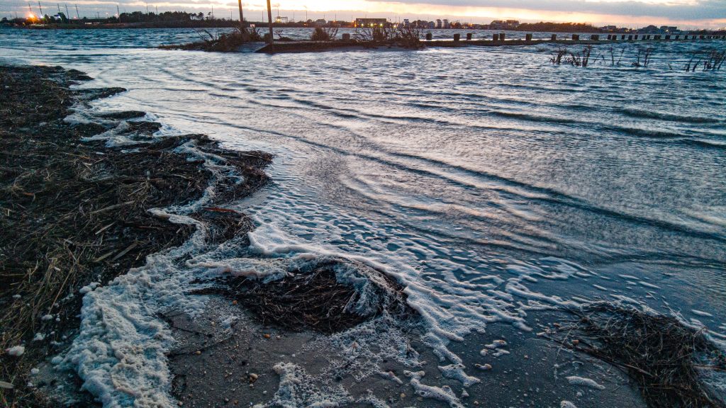 A cold front rushes in, Dec. 23, 2022, in Seaside Heights, N.J. (Photo: Daniel Nee)