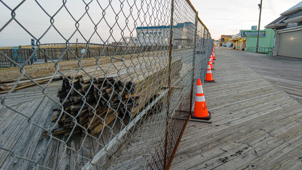 Construction on the replacement of the southern portion of the Seaside Heights boardwalk begins, Dec. 5, 2022. (Photo: Daniel Nee)